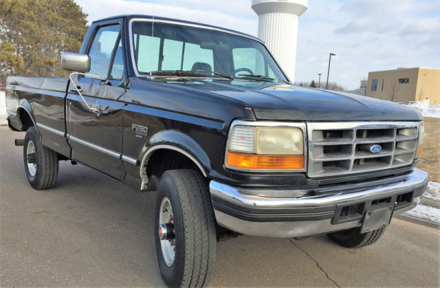 1994 Ford F-250 XLT Standard Cab Pickup 2-Door - photo 2