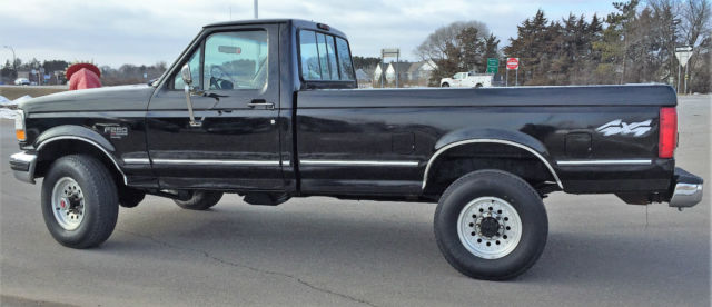 1994 Ford F-250 XLT Standard Cab Pickup 2-Door - photo 4