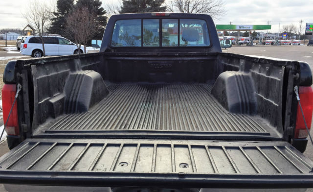 1994 Ford F-250 XLT Standard Cab Pickup 2-Door - photo 7