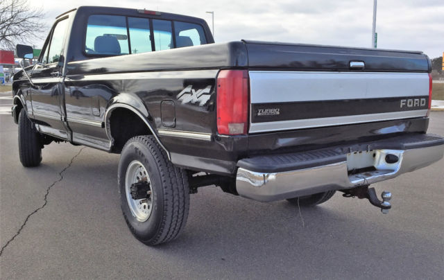 1994 Ford F-250 XLT Standard Cab Pickup 2-Door - photo 8