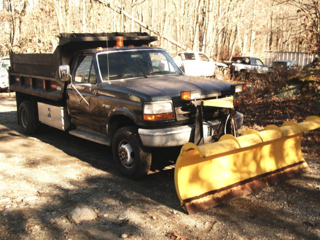 1994 Ford F-350 4 WHEEL DRIVE XL Cab & Chassis 2-Door 7.5L DUMP TRUCK SNOW PLOW 1994 Ford F-350 XL Cab & Chassis 2-Door