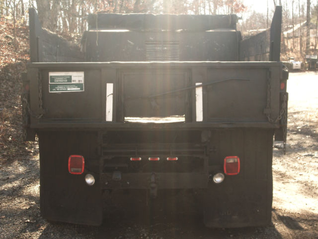 1994 Ford F-350 XL Cab & Chassis 2-Door - photo 5