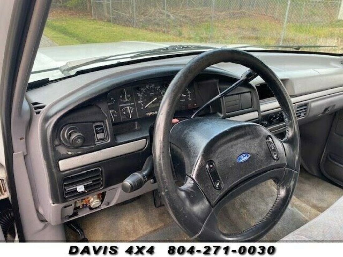 1994 Ford F-350 XLT Classic OBS Super Duty Dually Crew Cab Pickup - photo 11