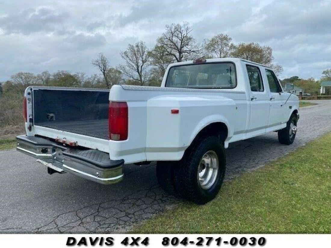1994 Ford F-350 XLT Classic OBS Super Duty Dually Crew Cab Pickup - photo 4