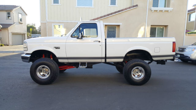 1994 Ford F-150 XLT 4X4 SHORT BED BEAST CALIFORNIA RUST FREE TRUCK - photo 3