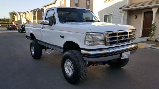 1994 Ford F-150 XLT 4X4 SHORT BED BEAST CALIFORNIA RUST FREE TRUCK - photo 5