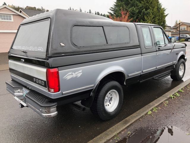 1994 Ford F-150 XLT Extended Cab Short Bed Low Miles 132,849 4x4 - photo 4
