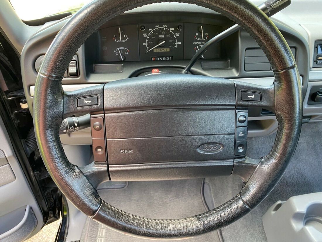 1994 Ford F-150 RARE ONLY 22,825 ACTUAL MILES LIKE NEW 2-OWNER - photo 12