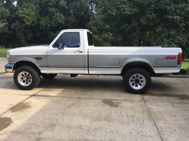 1994 FORD F250 REGULAR CAB LONG BED 7.3 Turbo 5 speed 4x4 only 165k miles 1994 Ford F-250