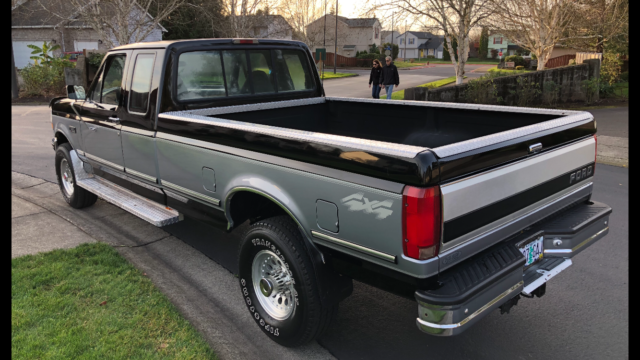 1994 Ford F-250 XLT 4X4 7.5L 5-SPD 93K MI - photo 4