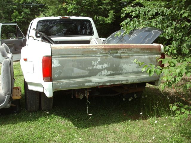 1994 Ford F-350 XL - photo 9