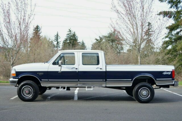 1994 FORD F350 CREW CAB LONG BED 4X4 5-SPEED MANUAL 7.3 DIESEL ONLY 60,178 MILES 1994 Ford F-350