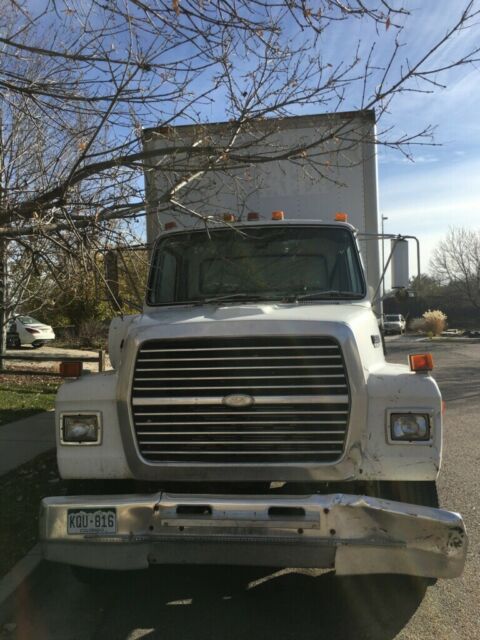1994 Ford L8000 N/A - photo 2