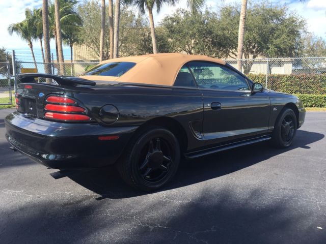 1994 Ford Mustang GT - photo 12
