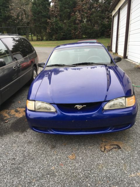 1994 Ford Mustang Base Coupe 2-Door - photo 4