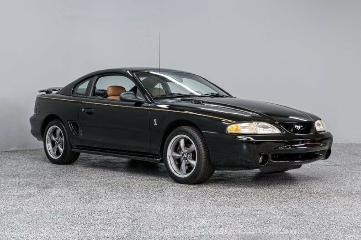 1994 Ford Mustang Cobra - photo 10