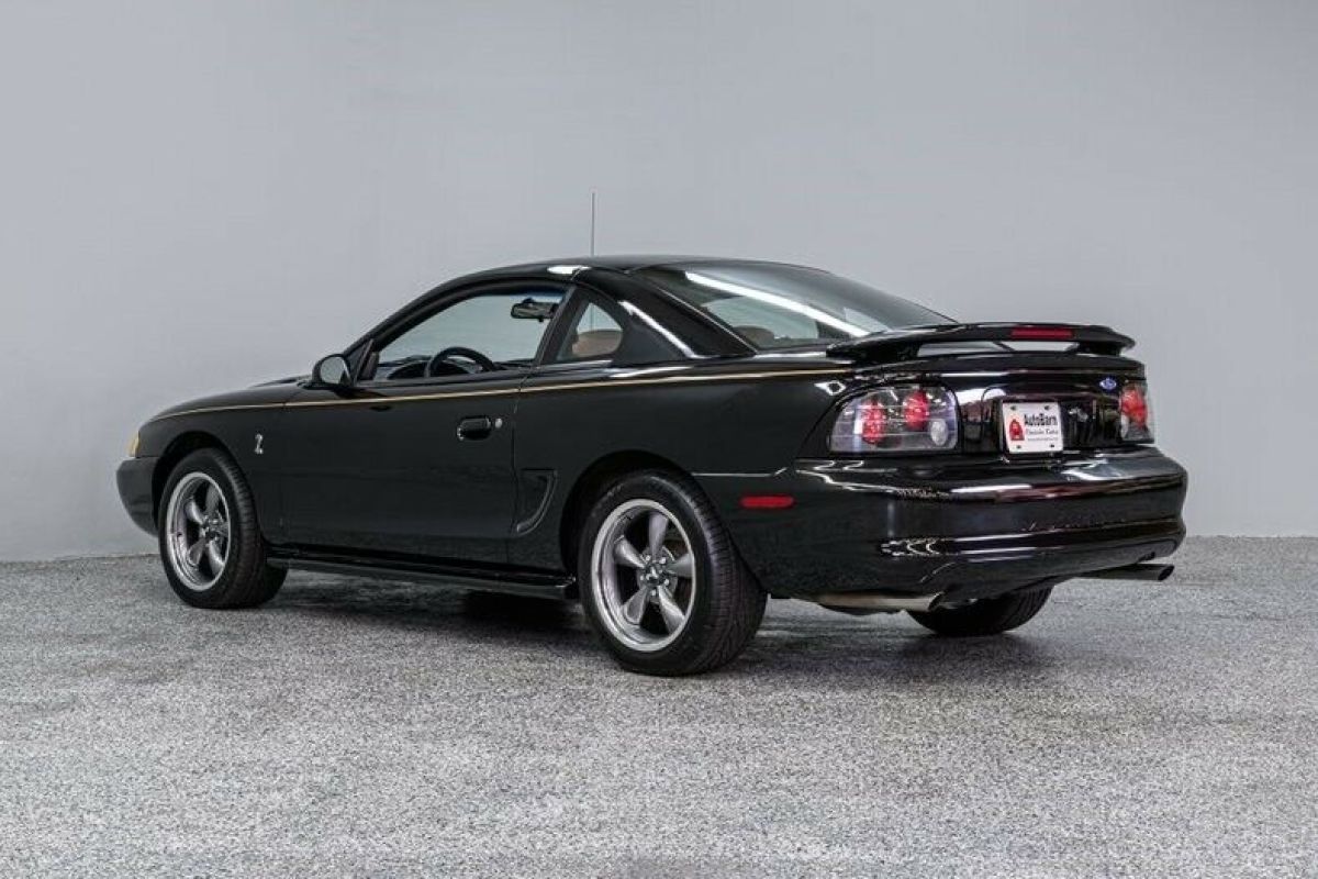 1994 Ford Mustang Cobra - photo 4