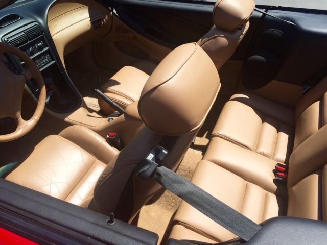 1994 Ford Mustang GT - photo 12