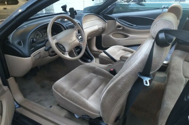 1994 Ford Mustang - photo 3