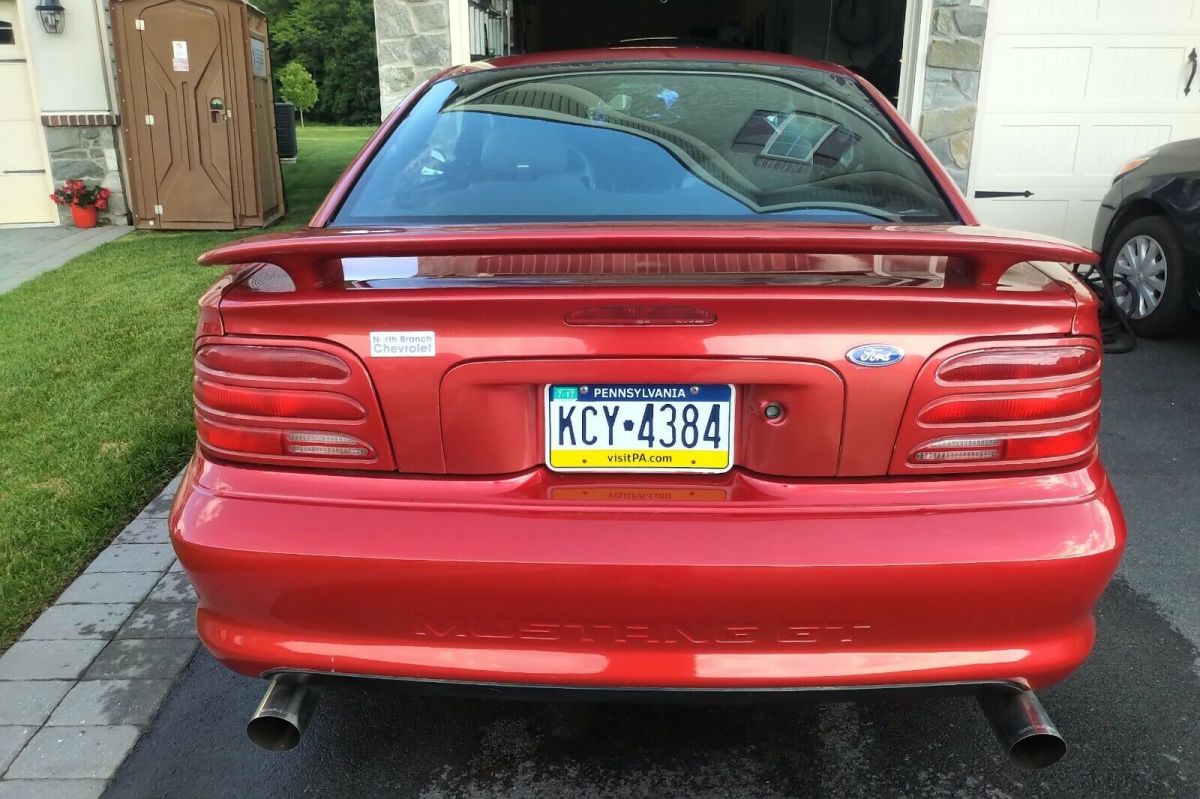1994 Ford Mustang GT - photo 5