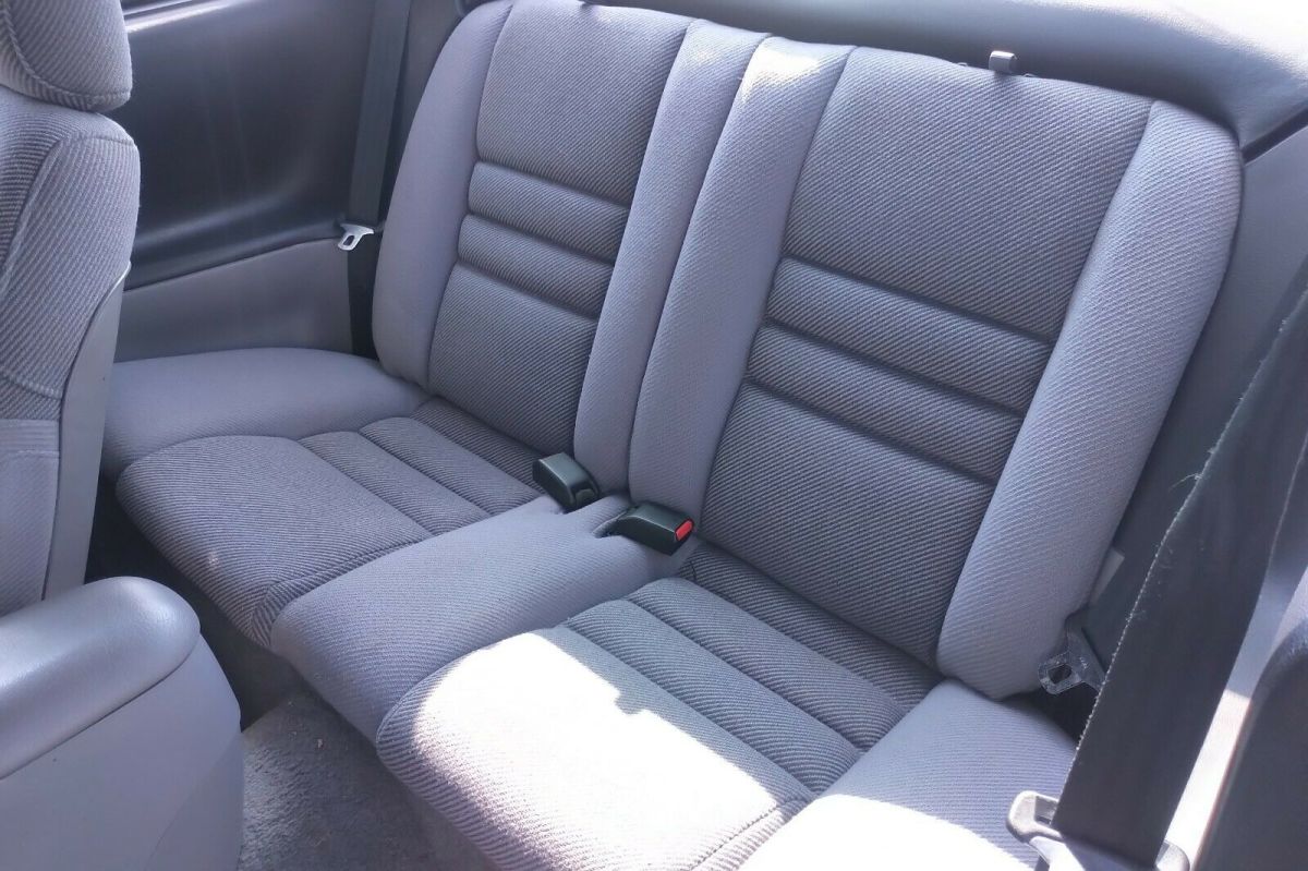 1994 Ford Mustang GT - photo 8