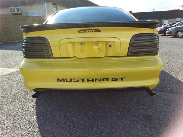 1994 Ford Mustang GT - photo 13
