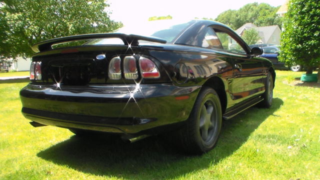 1994 Ford Mustang GT - photo 4