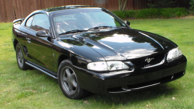 1994 Ford Mustang GT - photo 5