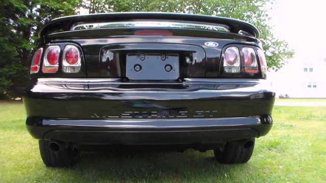1994 Ford Mustang GT - photo 3