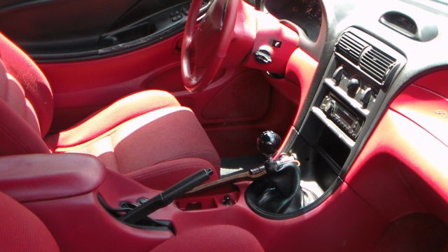 1994 Ford Mustang GT - photo 9