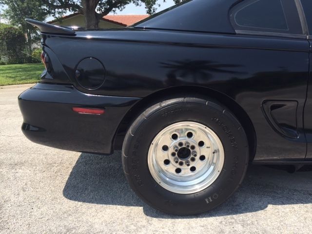 1994 Ford Mustang GT - photo 8