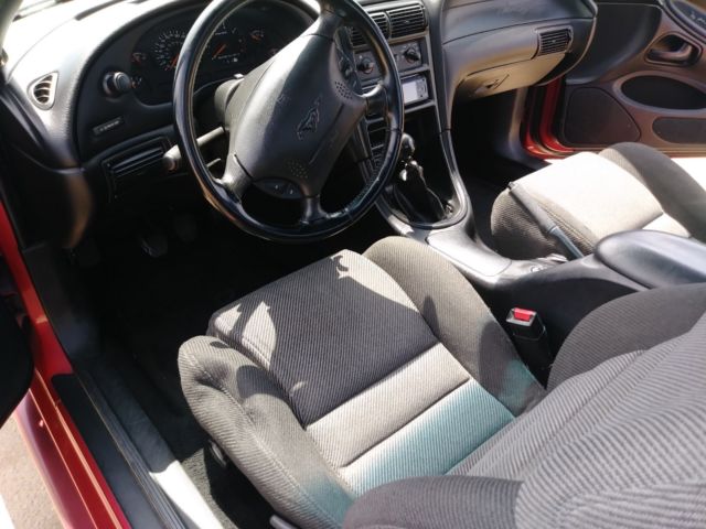 1994 Ford Mustang GT - photo 11