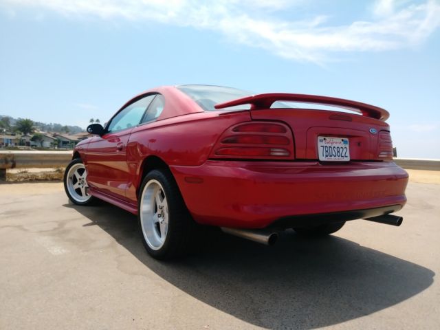 1994 Ford Mustang GT - photo 2