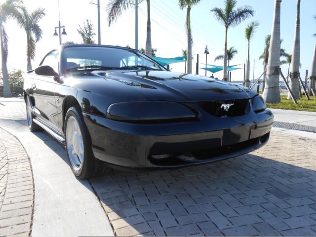 1994 Ford Mustang GT Conv. No Reserve, Low Miles, Triple Black. Excellent Shape. 1994 Ford Mustang GT Cov
