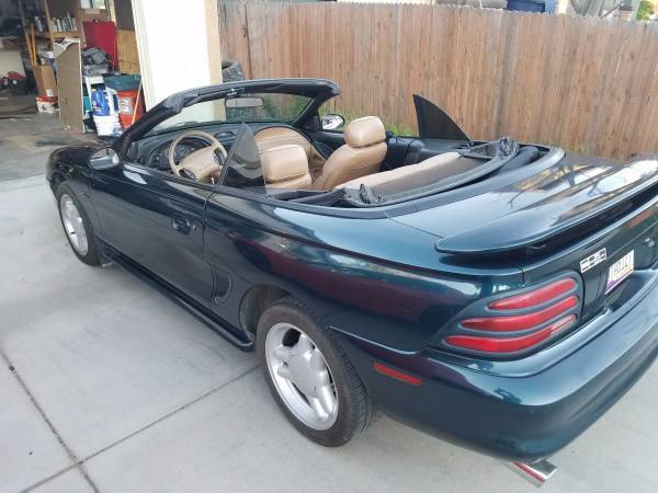 1994 Ford Mustang GT Convertible - photo 4