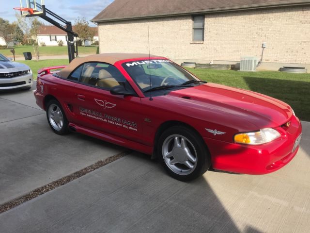 1994 Ford Mustang GT convertible - photo 3
