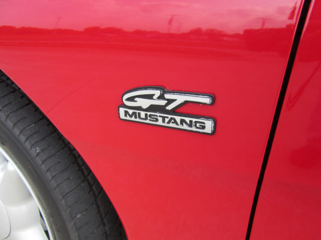 1994 Ford Mustang GT - photo 10