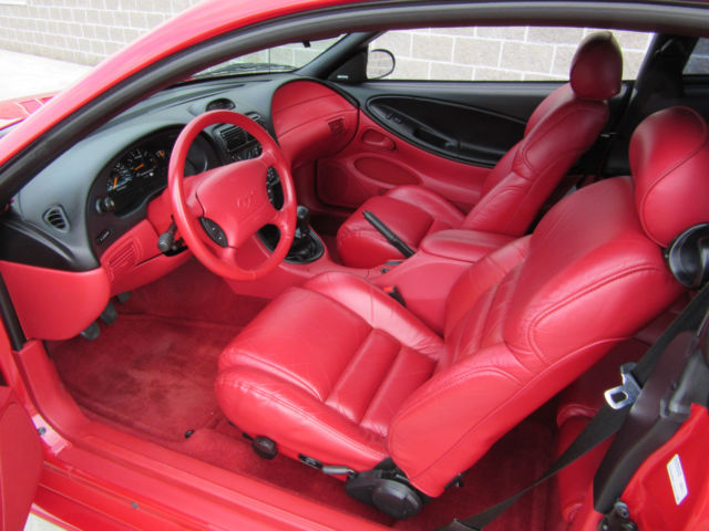 1994 Ford Mustang GT - photo 11