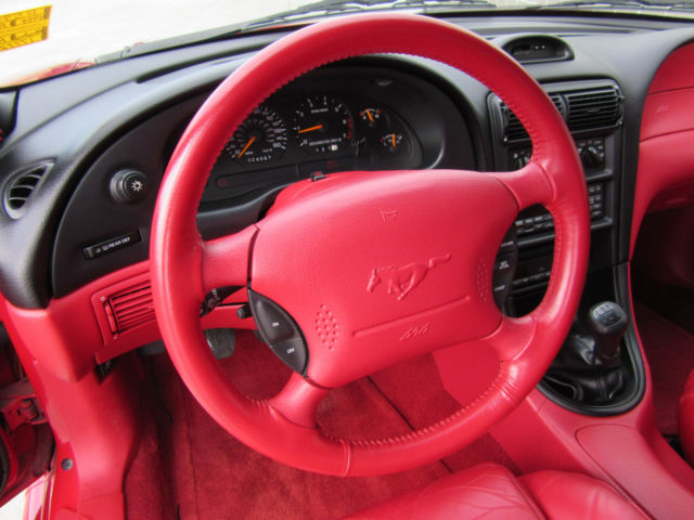 1994 Ford Mustang GT - photo 12