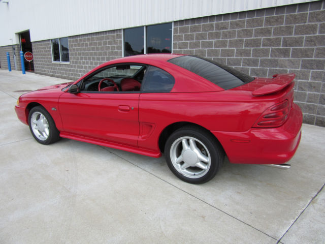 1994 Ford Mustang GT - photo 4