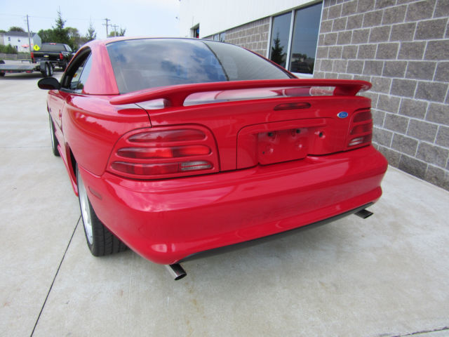 1994 Ford Mustang GT - photo 5
