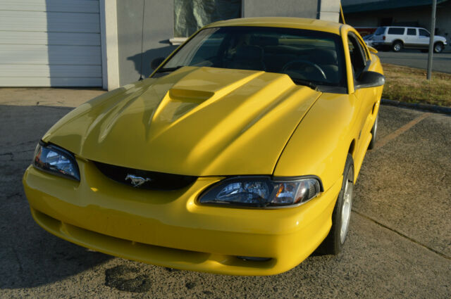 1994 Ford Mustang GT - photo 12
