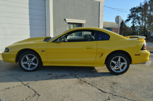 1994 Ford Mustang GT - photo 5