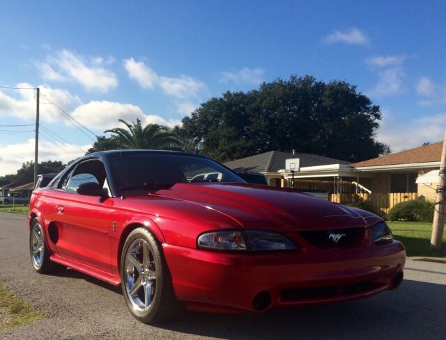 1994 Ford Mustang GT w/ factory removable hardtop (1 of 500) 1994 Ford Mustang GT
