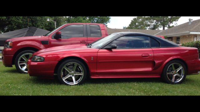 1994 Ford Mustang GT - photo 11