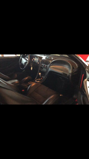 1994 Ford Mustang GT - photo 9