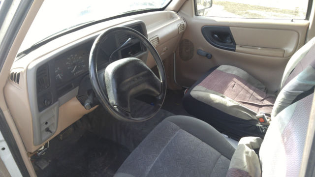 1994 Ford Ranger XL - photo 4