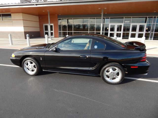 1994 FORD SVT COBRA MUSTANG 1994 Ford Mustang