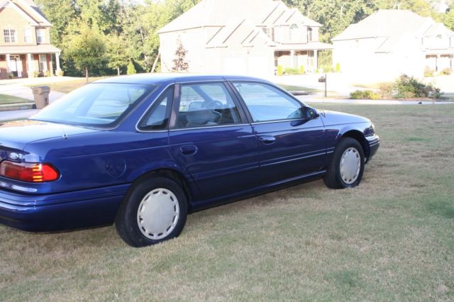 1994 Ford Taurus - photo 2