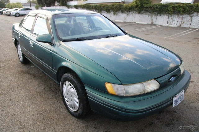 1994 Ford Taurus GL - photo 7